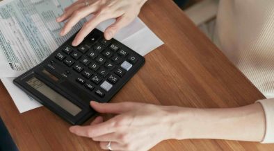 Wakacyjne porządki z umową kredytową? Teraz to naprawdę ma sens!