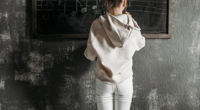 fundacja-rowna-pomoc-w-edukacji-mathwise-uruchamia-ogolnopolski-program-bezplatnego-dostepu-do-kursow-dla-uczniow-zagrozonych-wykluczeniem-edukacyjnym