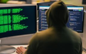 https://dailynet.pl/falszywy-glos-prawdziwe-straty-nowa-era-cyberatakow/