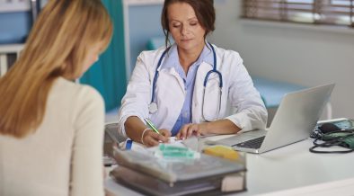 Polki nie mogą dłużej czekać na standardy, które w Europie obowiązują od lat. Diagnostyka najsłabszym ogniwem opieki onkologicznej nad kobietami w Polsce