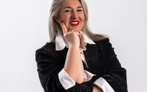 ODŁÓŻ EXCELA – IDŹ NA SPACER. DLACZEGO PRACOWNIK BEZ RUCHU TO TYKAJĄCA BOMBA I STRATY FINANSOWE?